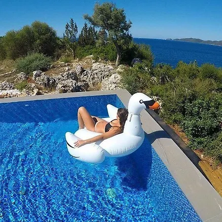 Del Mar * Βασιλική