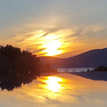 Ξενοδοχείο Del Mar *